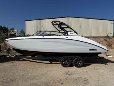 2026 Yamaha Boat 252S Jet Boat (YB192L526)