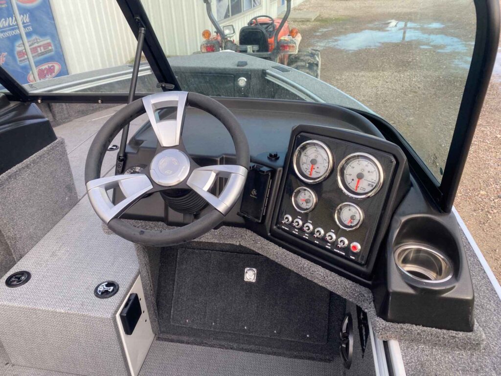 2026 G3 ANGLER 1850SF at Blackbeard Marine Kingston, photo 7 of 10
