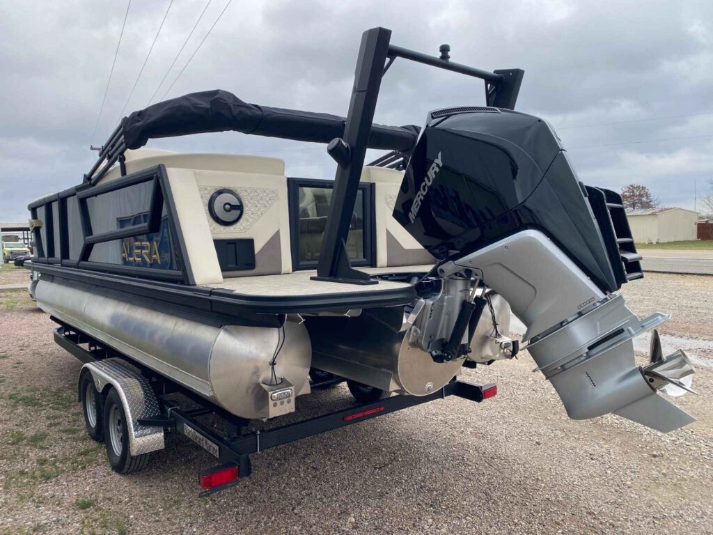 2026 Alera M 23Q at Blackbeard Marine Kingston, photo 4 of 14