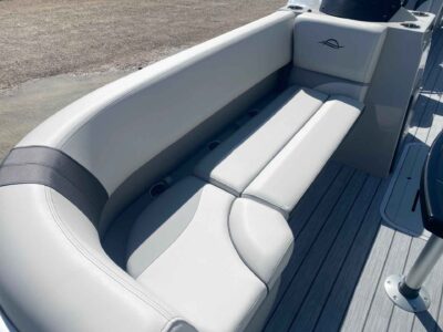 2026 SunCatcher SELECT 322RC Pontoon Boat