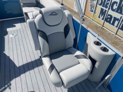 2026 SunCatcher SELECT 322RC Pontoon Boat