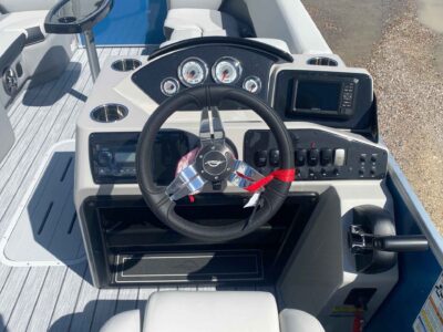 2026 SunCatcher SELECT 322RC Pontoon Boat