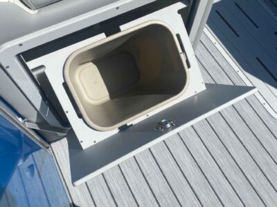 2026 SunCatcher SELECT 322RC Pontoon Boat