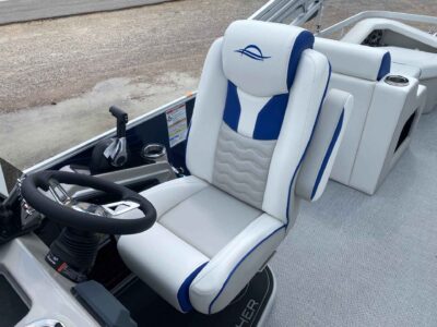 2026 SunCatcher ELITE 326SS Pontoon Boat