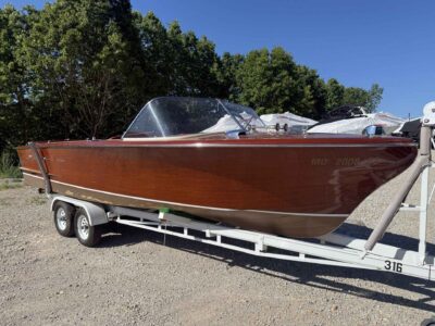 1958 Chris Craft CONTINENTAL Boat (CL23170)