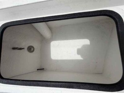 2026 Blazer STRIPER 2400 CENTER CONSOLE (B143C526)