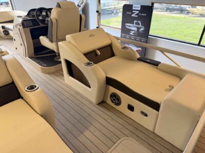 2026 SunCatcher FUSION 324SS Pontoon Boat (SC462H526)