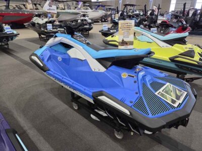 2026 Yamaha Waverunner JetBlaster DLX 3 UP Boat (YW392H526)
