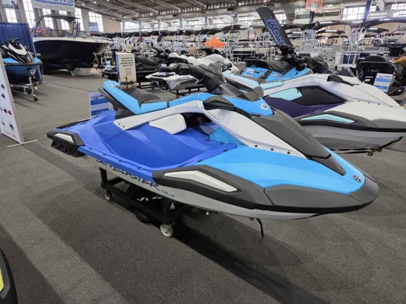 2026 Yamaha Waverunner JetBlaster DLX 3 UP Boat (YW392H526)