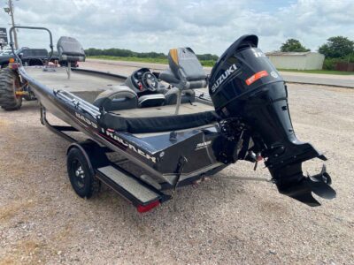 2009 Tracker Pro Team 190 Fishing Boat