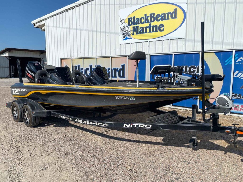 2016 Nitro Z21D at Blackbeard Marine Kingston, photo 2 of 12