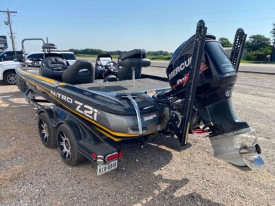 2016 Nitro Z21D Bass Boat