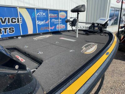2016 Nitro Z21D Bass Boat