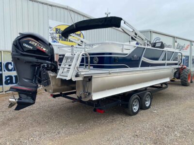 2026 SunCatcher ELITE 324SS Pontoon Boat