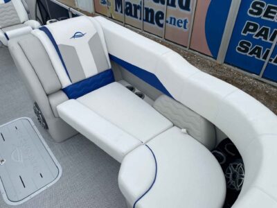 2026 SunCatcher ELITE 324SS Pontoon Boat