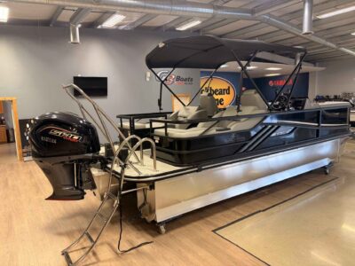 2026 SunCatcher FUSION 322SS Pontoon Boat (SC445H526)