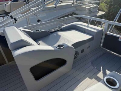 2026 SunCatcher FUSION 322SS Pontoon Boat