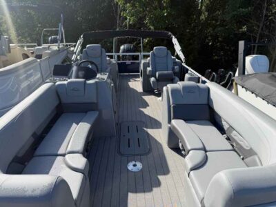 2026 SunCatcher FUSION 322SS Pontoon Boat