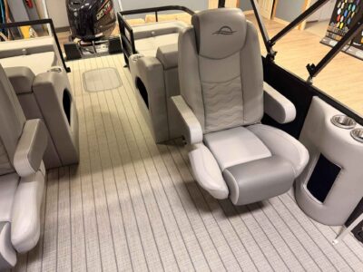 2026 SunCatcher FUSION 322SS Pontoon Boat (SC445H526)