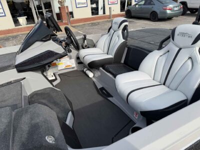 2027 Skeeter ZXE20 – Opt 2 Bass Boat (SK377G627)