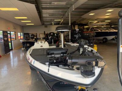 2022 Bass Cat CARACAL Boat (C65J122)