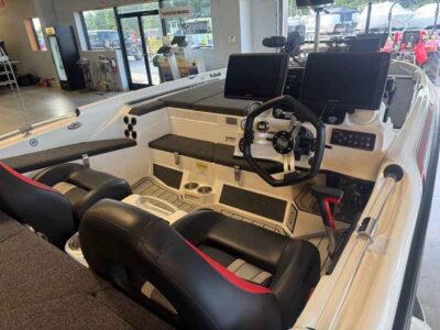2022 Bass Cat CARACAL Boat (C65J122)