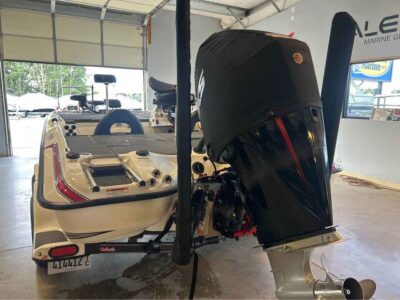 2022 Bass Cat CARACAL Boat (C65J122)