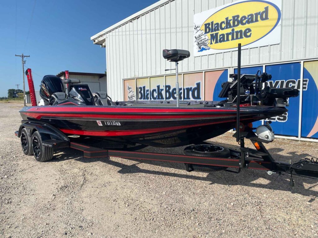 2022 Skeeter FXR21 APEX at Blackbeard Marine Kingston, photo 3 of 14