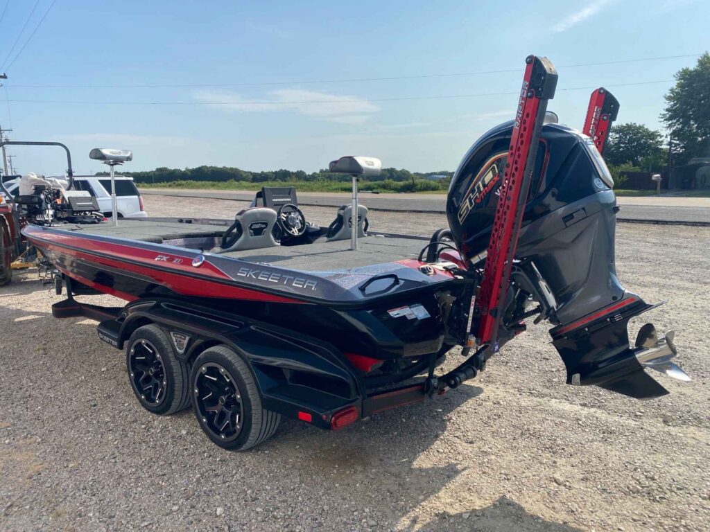 2022 Skeeter FXR21 APEX at Blackbeard Marine Kingston, photo 5 of 14
