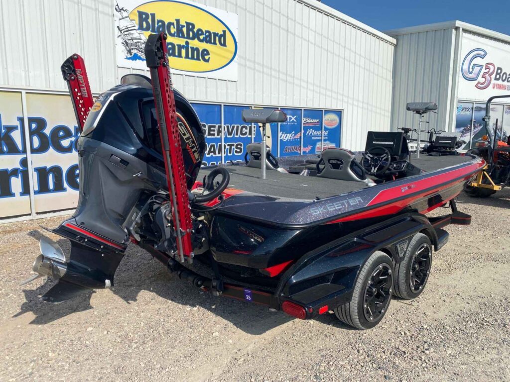 2022 Skeeter FXR21 APEX at Blackbeard Marine Kingston, photo 7 of 14