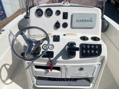 2023 Nautic Star 231 HYBRID CENTER CONSOLE (C462L223)