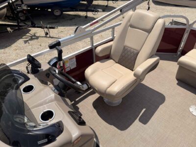 2023 Suntracker 20 DLX PARTY BARGE Pontoon Boat (U72J223)