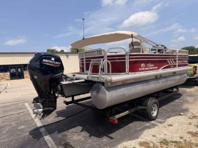 2023 Suntracker 20 DLX PARTY BARGE Pontoon Boat (U72J223)