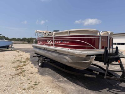 2023 Suntracker 20 DLX PARTY BARGE Pontoon Boat (U72J223)