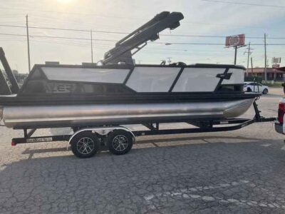 2026 Alera M 23L ARCH Pontoon Boat