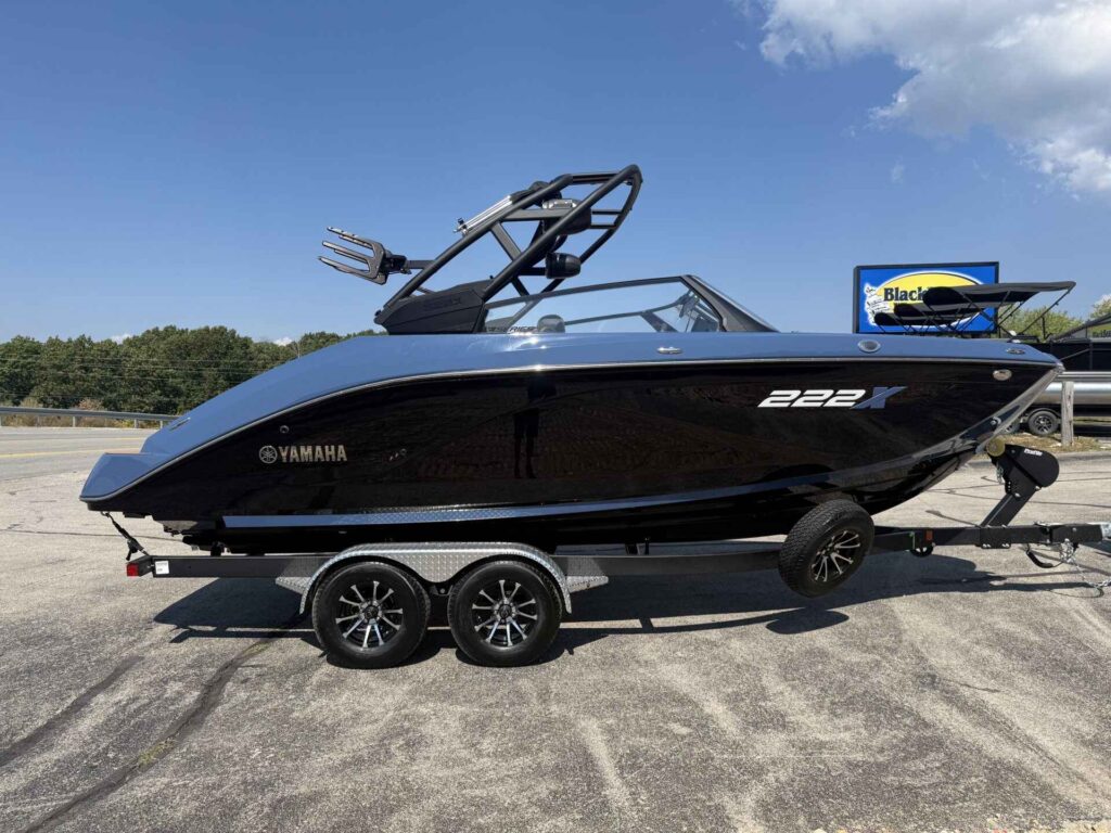 2026 Yamaha Boat 222XE Jet Boat (YB018D626)