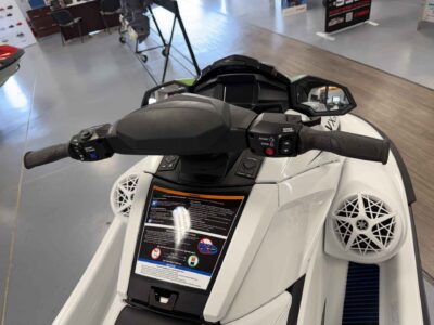 2026 Yamaha Waverunner VX DELUXE W/AUDIO Boat