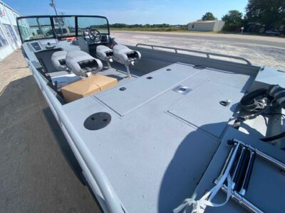 2027 G3 SPORTSMAN 2400 Fishing Boat