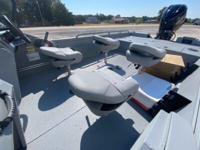 2027 G3 SPORTSMAN 2400 Fishing Boat
