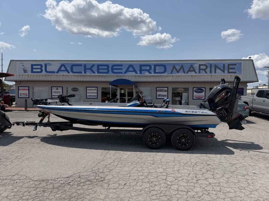 2027 Skeeter ZXE21 – Opt 10 Bass Boat (SK373G627)