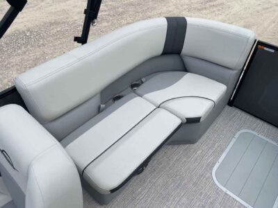 2027 SunCatcher SELECT 320RC Pontoon Boat