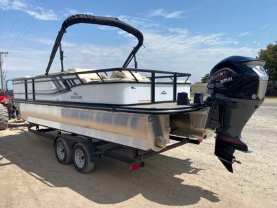 2027 SunCatcher SELECT 324SS Pontoon Boat
