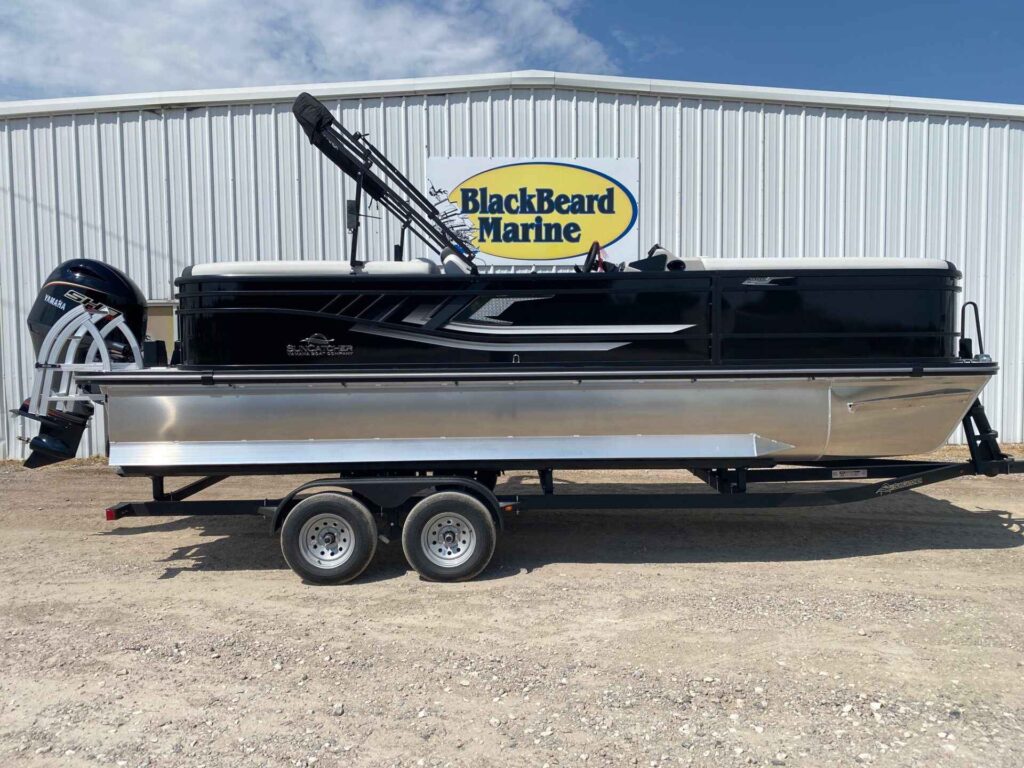 2027 SunCatcher SELECT 322RC Pontoon Boat (SC753G627)