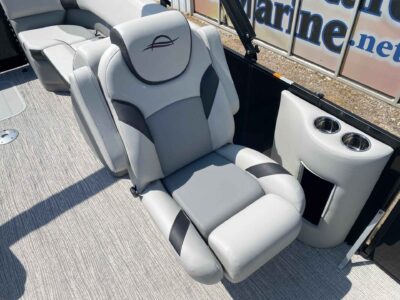 2027 SunCatcher SELECT 322RC Pontoon Boat