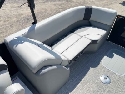 2027 SunCatcher SELECT 322RC Pontoon Boat