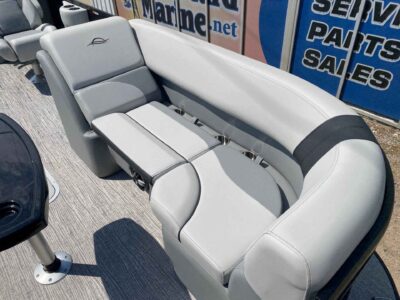 2027 SunCatcher SELECT 322RC Pontoon Boat