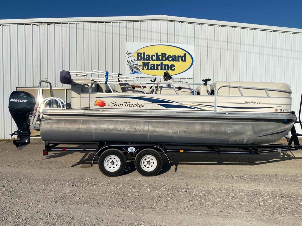 2008 Suntracker Party Barge 21 Boat (U825C808)