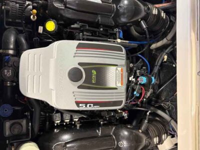 2013 Stingray 225LR RUNABOUT