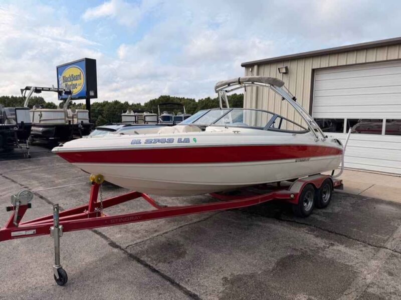 2013 Stingray 225LR RUNABOUT (U90L213)