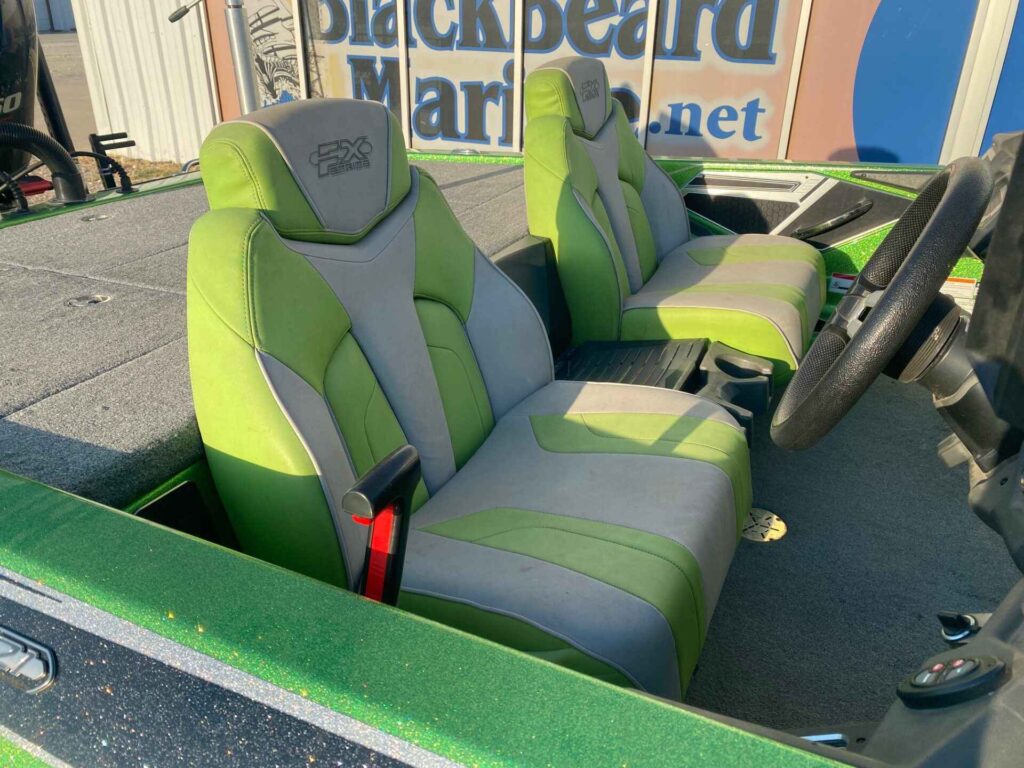 2018 Skeeter FX21 at Blackbeard Marine Kingston, photo 8 of 10